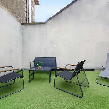 Apartament Avec Terrasse